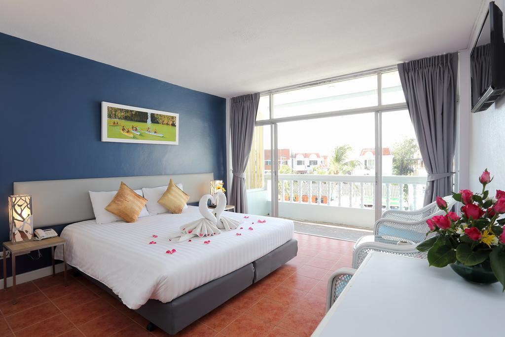 On Hotel Phuket - Sha Карон Номер фото